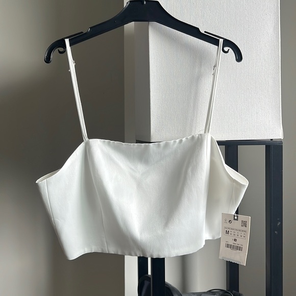 Zara Tops - NWT white Zara satin crop top